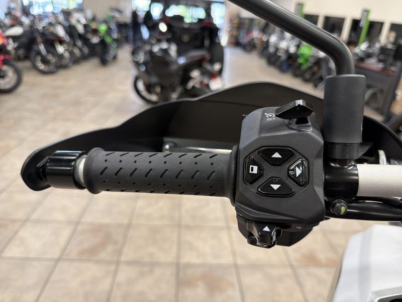 Used 2026 Aprilia TUAREG 660 Image 22