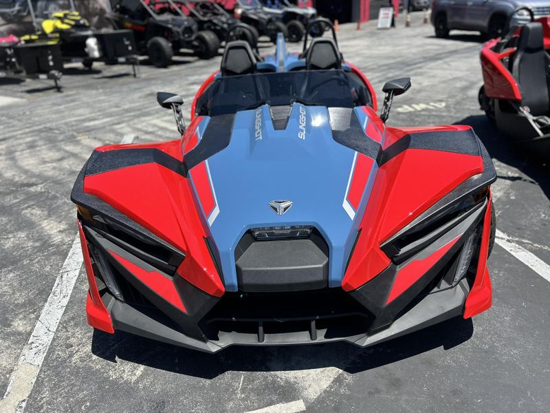 New 2025 Polaris SLINGSHOT SLR AUTODRIVE Image 19