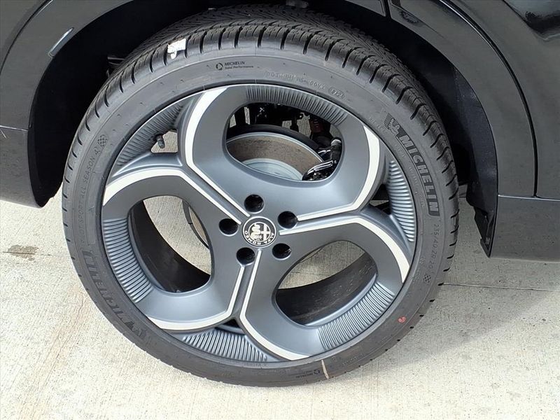 New 2026 Alfa Romeo Tonale Sport Speciale AwdImage 6