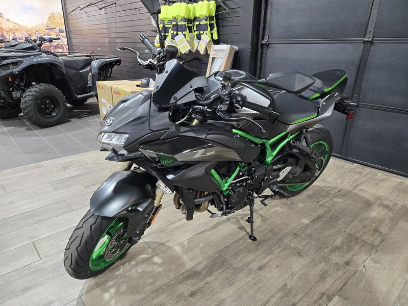 NEW 2026 KAWASAKI Z900 SE ABS Image 5