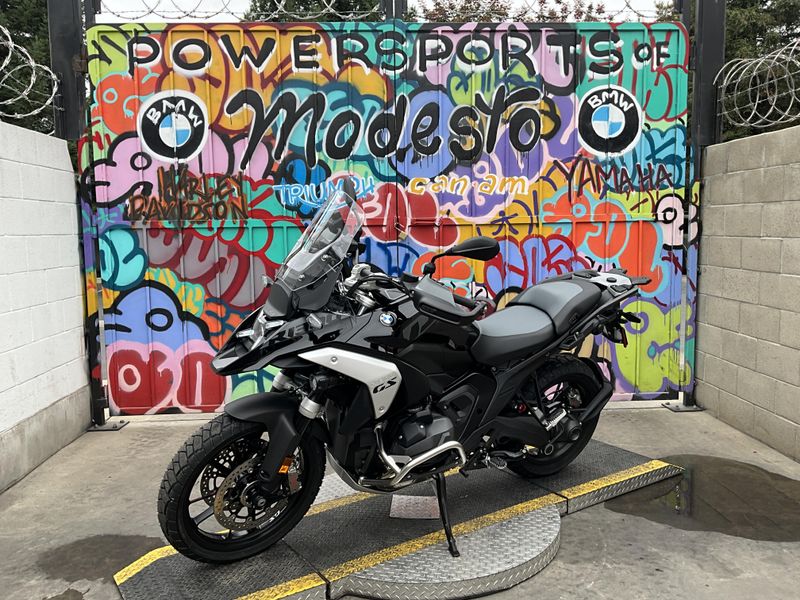 New 2026 BMW R 1300 GS Image 1