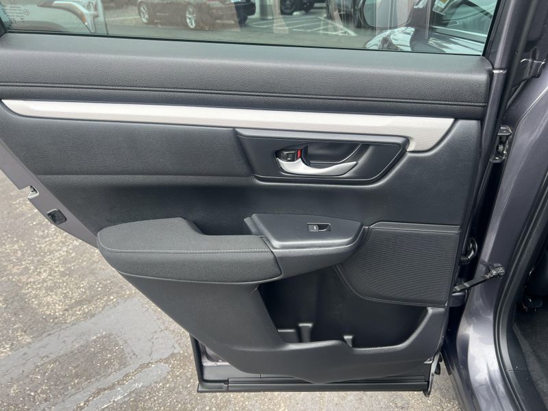 Used 2020 Honda CR-V LXImage 16