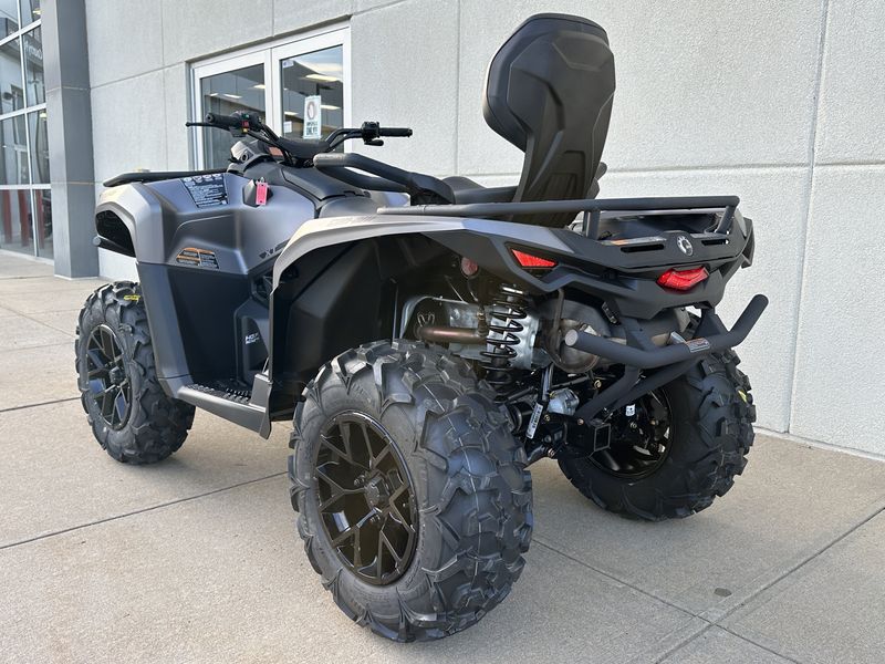 2025 Can-Am OUTLANDER MAX XT 700Image 3