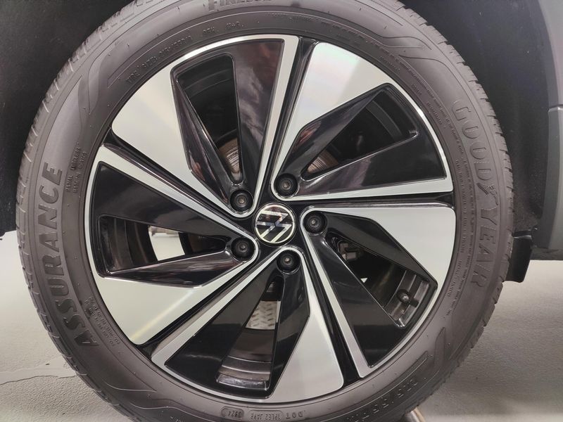 Used 2025 Volkswagen Taos SE 4-Motion AWDImage 22