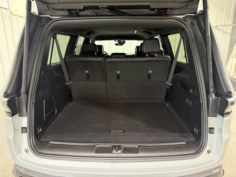 2026 Jeep Grand Wagoneer L 4x4Image 5