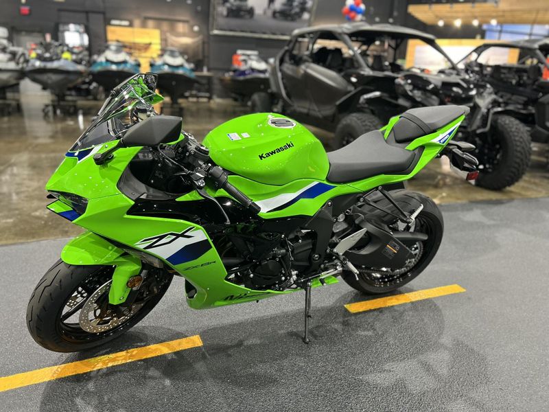 New 2026 Kawasaki NINJA ZX-6R Image 10