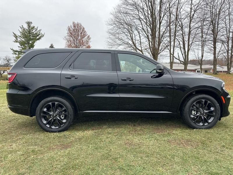 2022 Dodge Durango GT Plus Blacktop photo 2