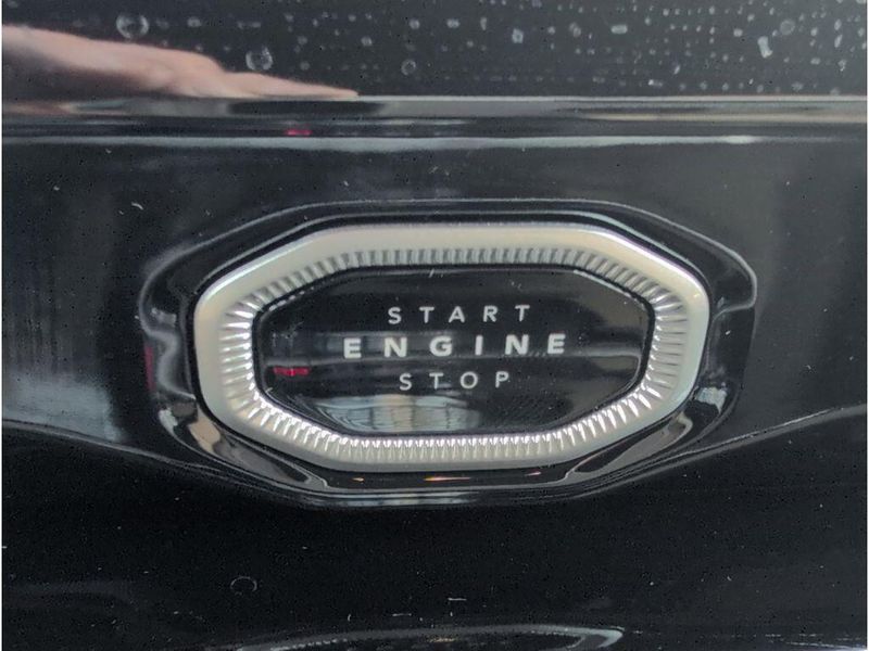 New 2026 Jeep Grand Cherokee Limited 4x4Image 18