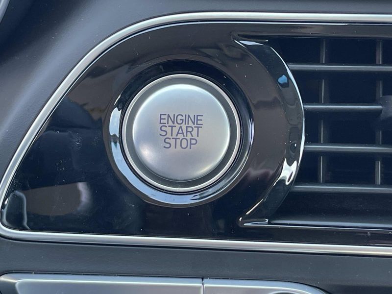 Used 2019 Genesis G70 2.0T Advanced RWD