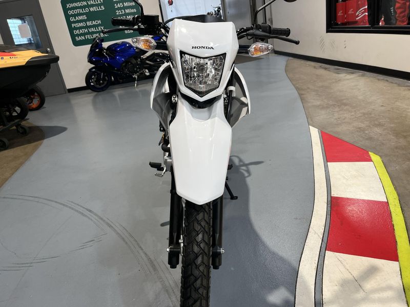 New 2025 Honda XR150L Image 19