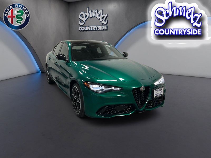 New 2026 Alfa Romeo Giulia AwdImage 1