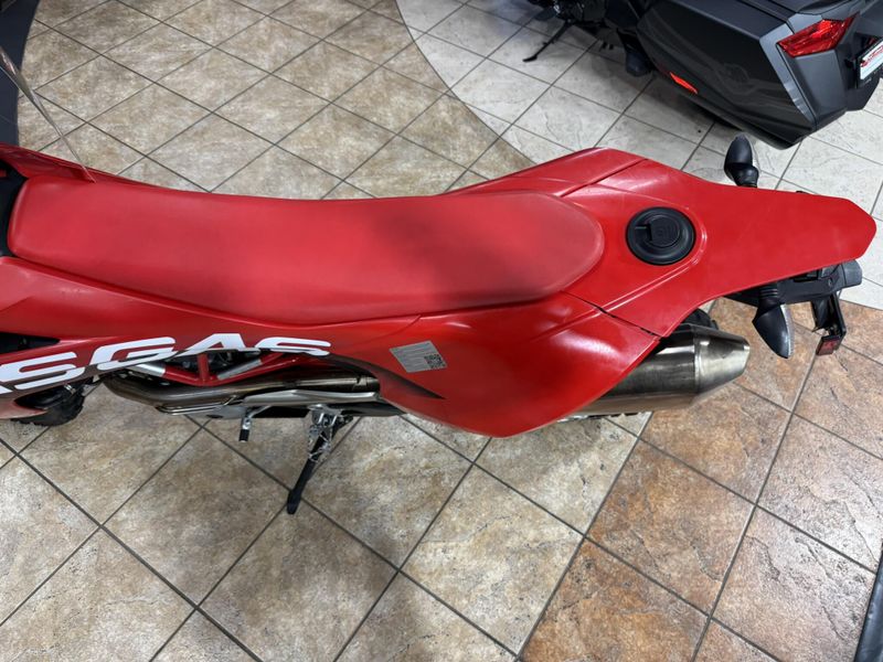 Used 2023 Other ES 700 Image 7