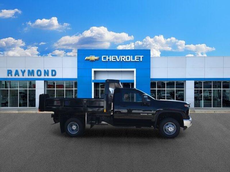 New 2026 Chevrolet Silverado 3500HD Work TruckImage 2