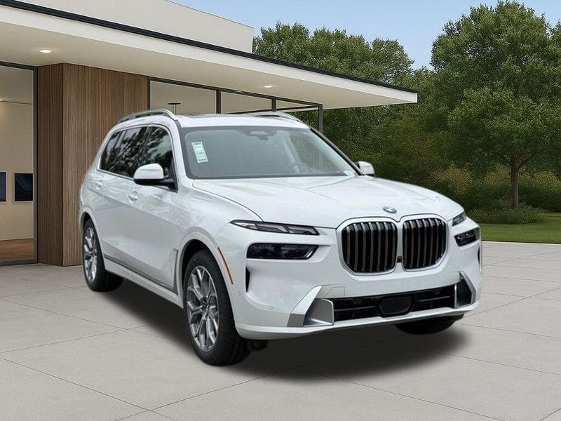 New 2026 BMW X7 xDrive40iImage 6