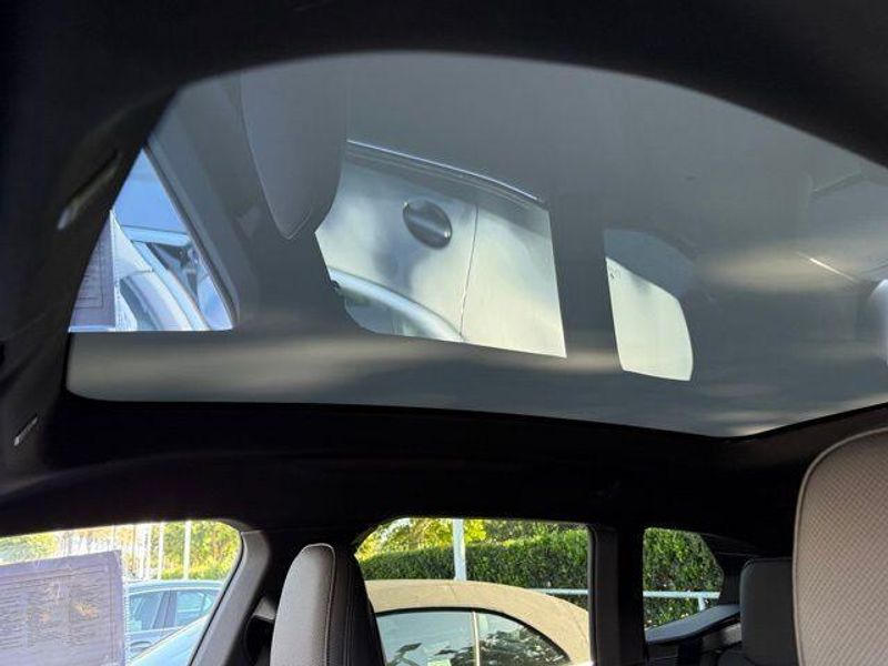 Used 2026 BMW iX xDrive60Image 23