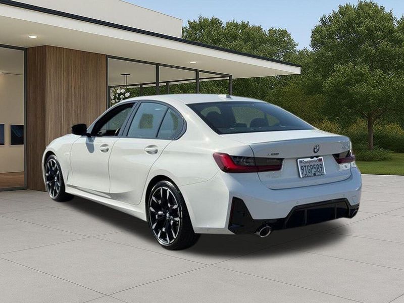 Used 2025 BMW 3 Series 330i xDriveImage 11