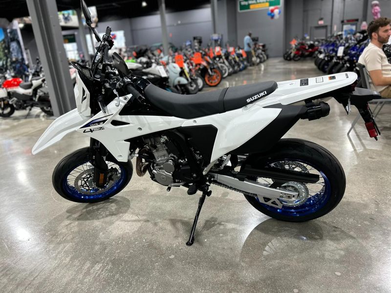 New 2025 Suzuki DR-Z4SM Image 11