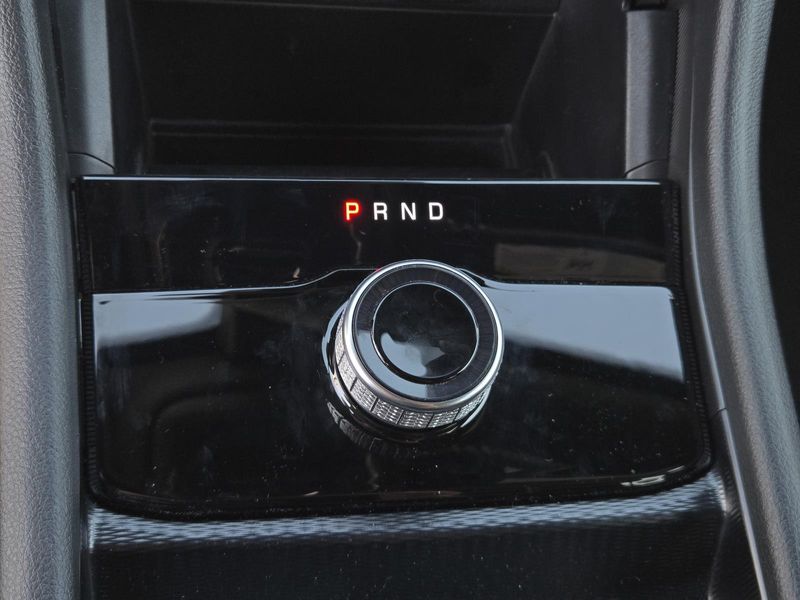 Used 2025 Jeep Grand Cherokee Laredo X 4x2