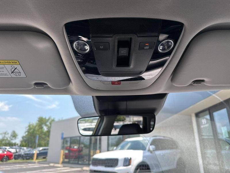 Used 2024 Kia Seltos SXImage 27