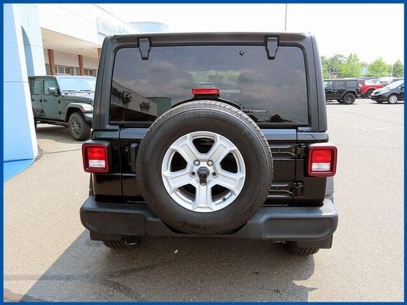 2023 Jeep Wrangler Sport SImage 6