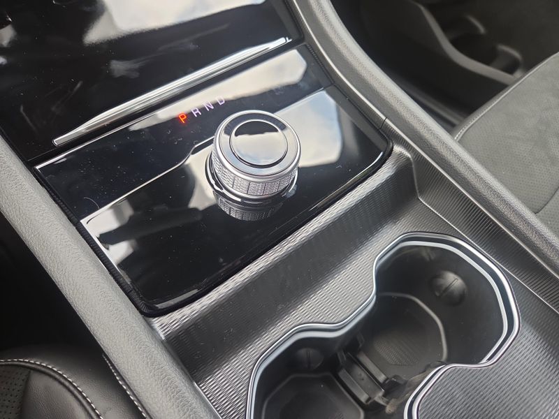 2025 Jeep Grand Cherokee Altitude photo 14