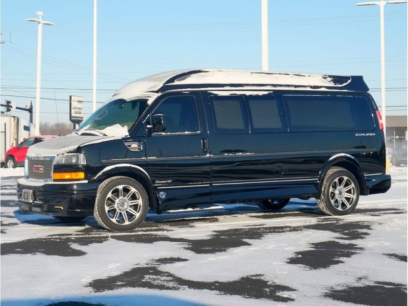 2018 GMC Savana 2500 Image 7