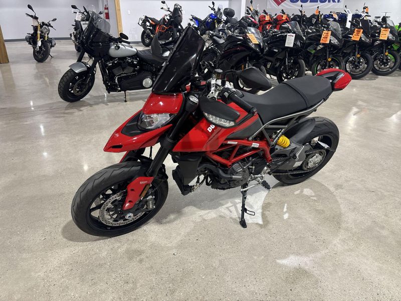 Used 2024 Ducati HYPERMOTARD 950 Image 15