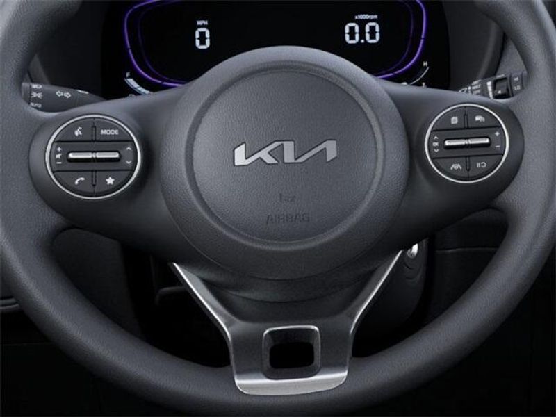 2025 Kia Soul LXImage 22