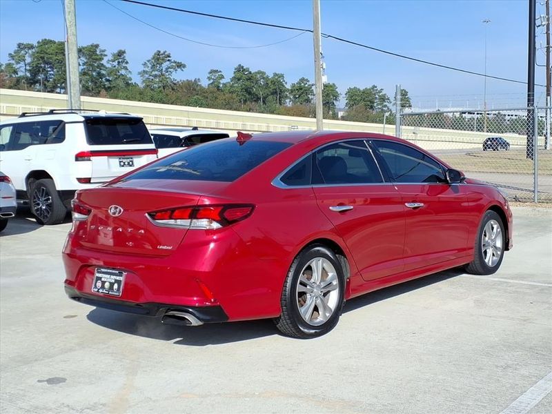 Used 2018 Hyundai Sonata LimitedImage 8
