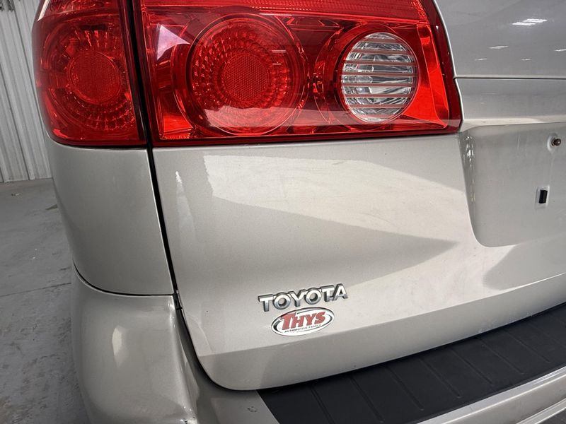 Used 2008 Toyota Sienna LEImage 5