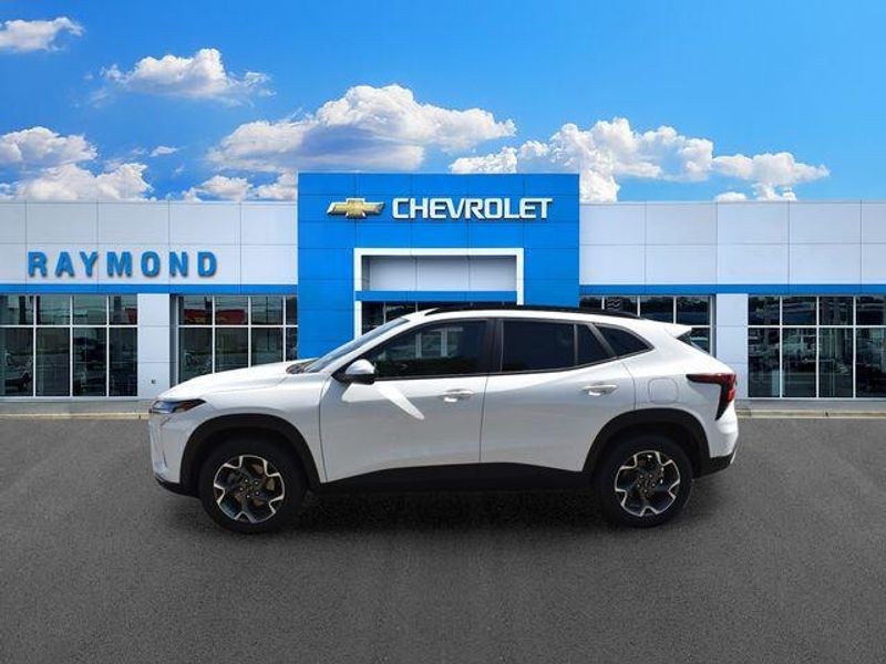 New 2026 Chevrolet Trax LTImage 7