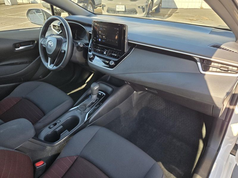 Used 2026 Toyota Corolla SE CVT (Natl)