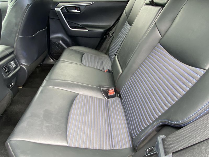 2021 Toyota RAV4 XSEImage 16