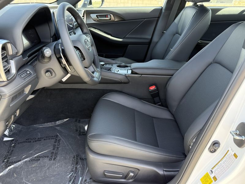 New 2026 Lexus IS 350 F SPORT DesignImage 17