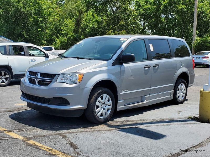 2019 Dodge Grand Caravan SEImage 6