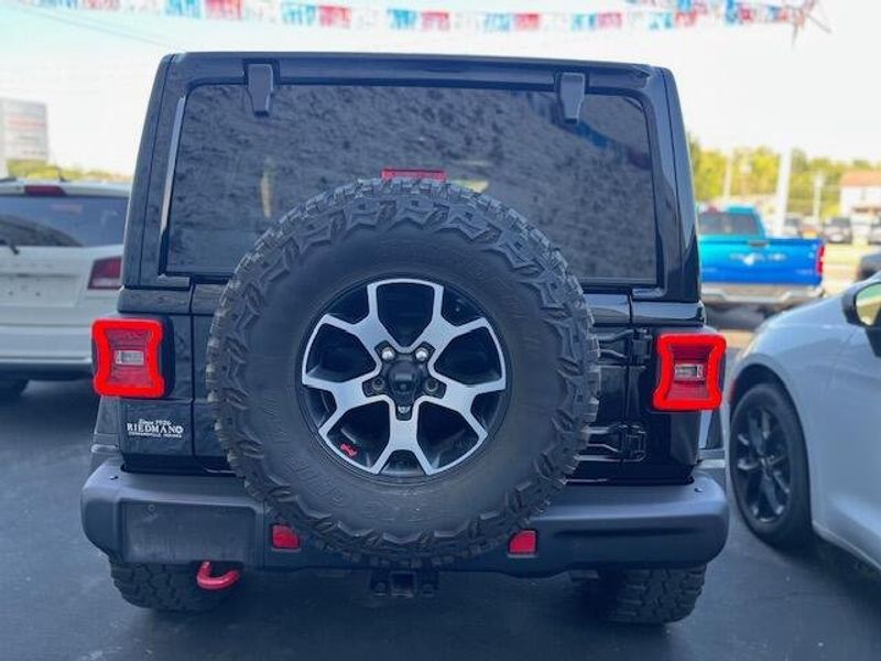 Used 2018 Jeep Wrangler Unlimited RubiconImage 3
