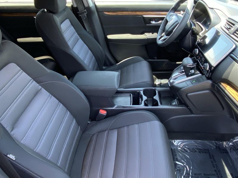 Used 2018 Honda CR-V EXImage 10