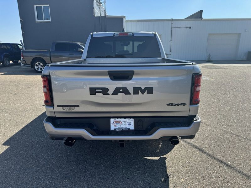 2025 RAM 1500 Big Horn Crew Cab 4x4 5