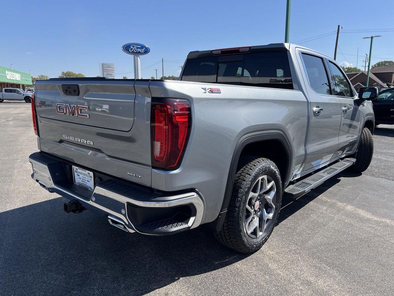 2026 Gmc Sierra 1500 SLT photo 5