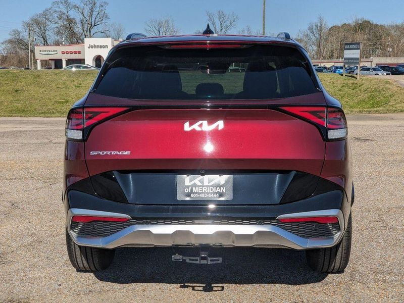 Used 2023 Kia Sportage SX-PrestigeImage 4