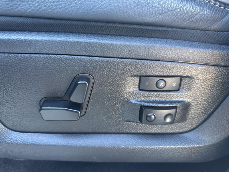 Used 2015 RAM 2500 Longhorn LimitedImage 14