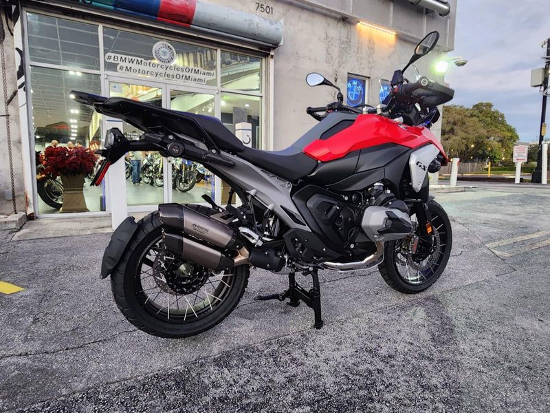 2026 BMW R 1300 GSImage 12