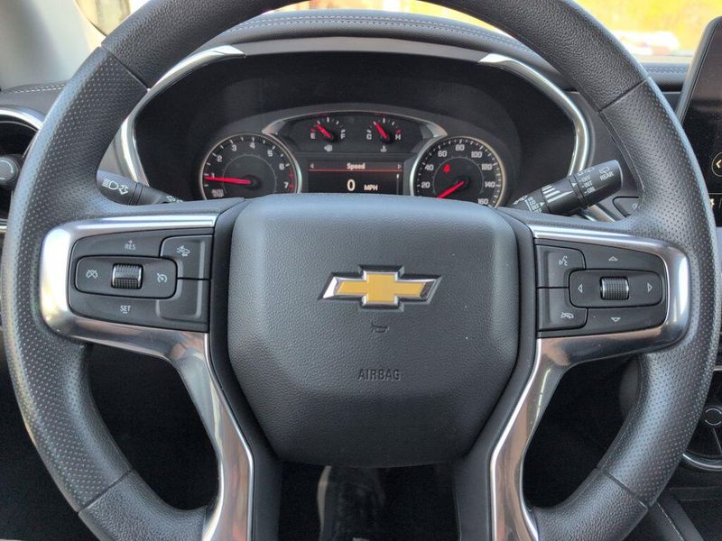 Used 2023 Chevrolet Blazer LTImage 22