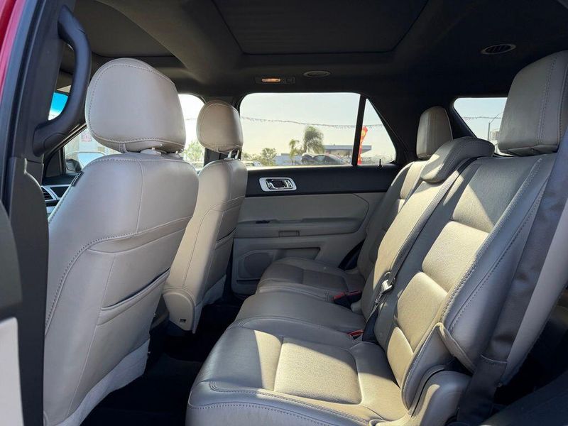 Used 2014 Ford Explorer XLTImage 13