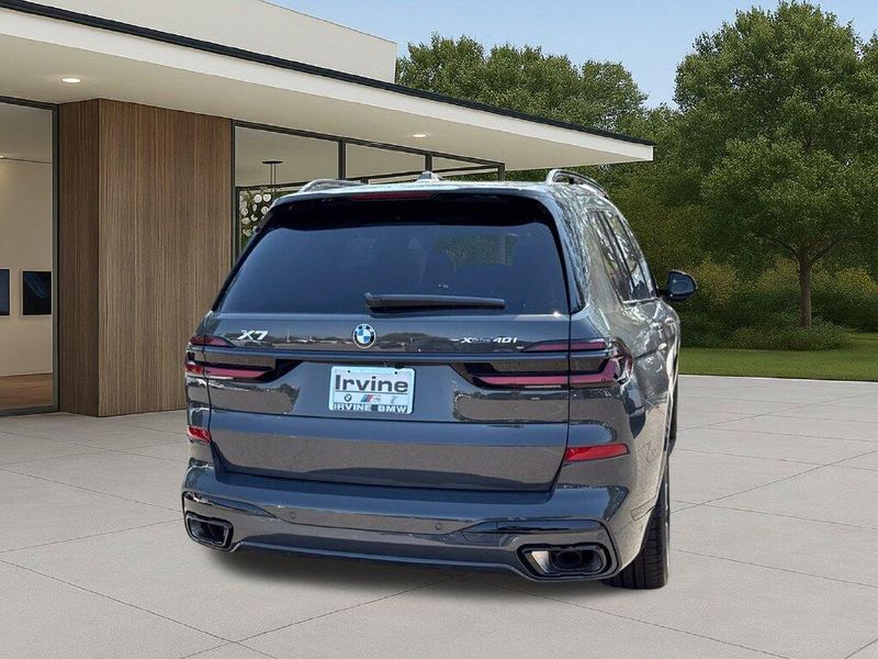 New 2027 BMW X7 xDrive40iImage 9