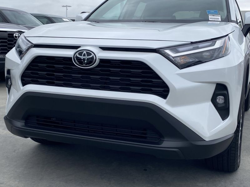 New 2025 Toyota RAV4 XLE PremiumImage 7