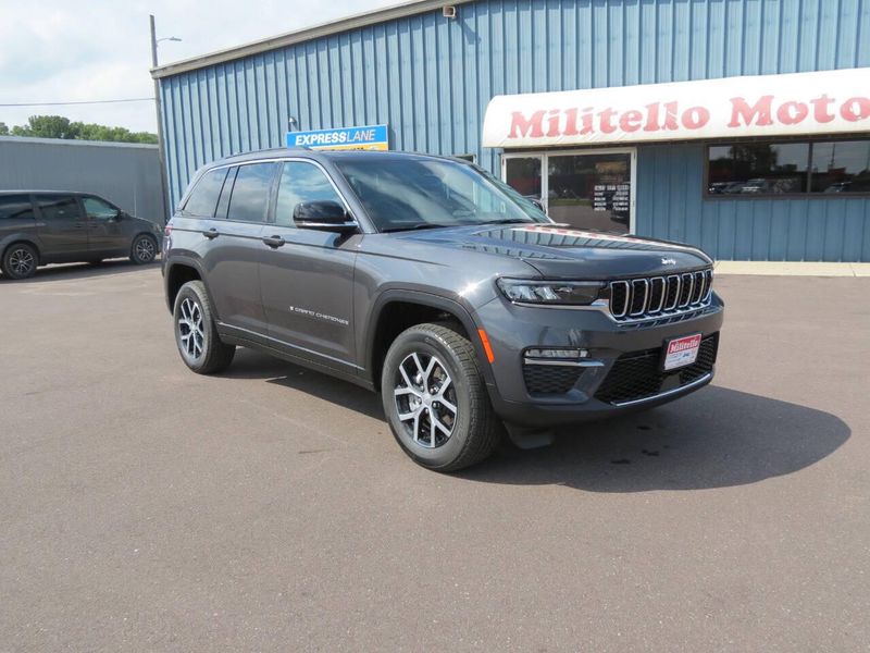 2024 Jeep Grand Cherokee Limited 4x4Image 3