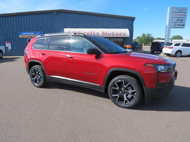 New 2026 Jeep Cherokee Overland 4x4Image 26