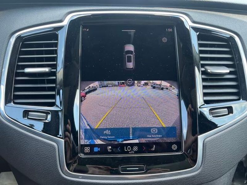 2024 Volvo XC90 B6 Plus Bright Theme