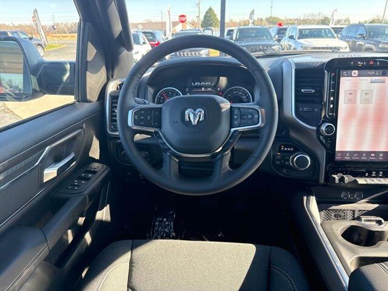 2026 RAM 1500 Big Horn Crew Cab 4x4 5'7' Box